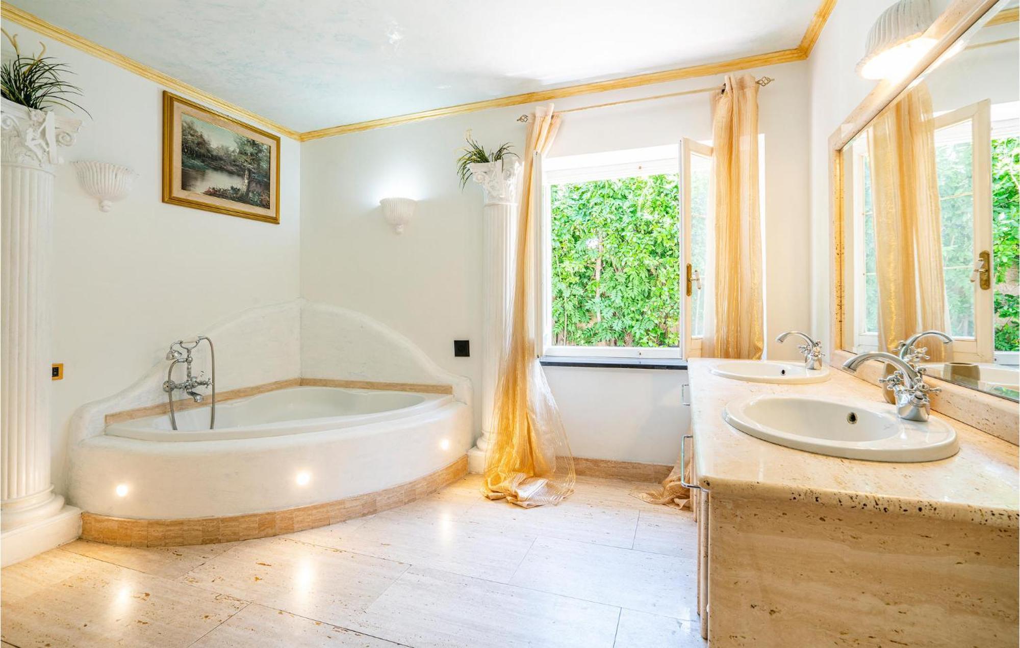 Beautiful Home In Fiumicino With Wifi المظهر الخارجي الصورة