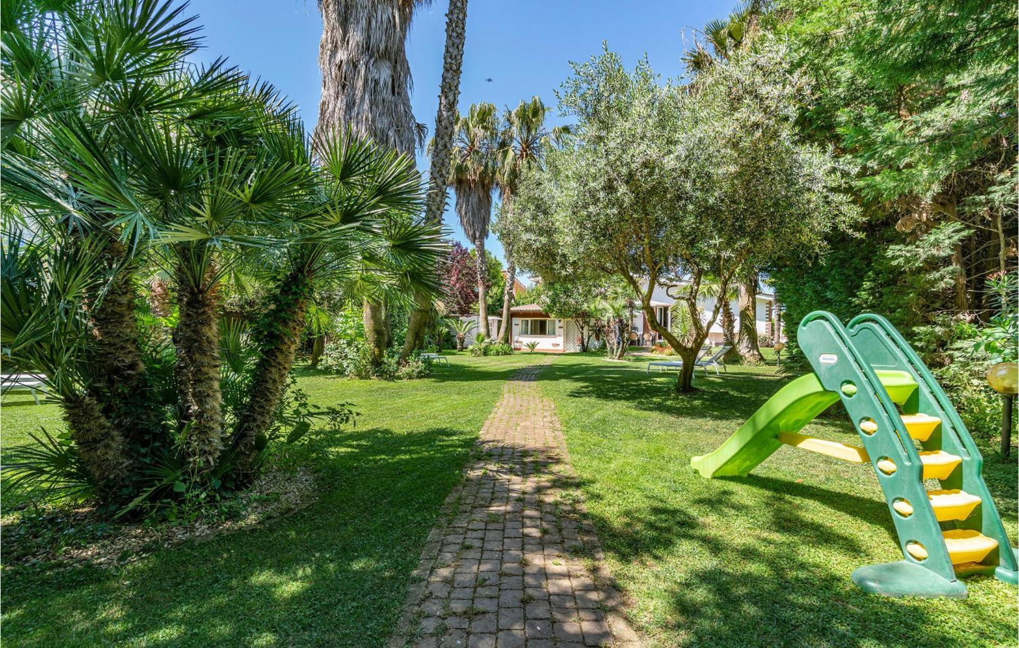 Beautiful Home In Fiumicino With Wifi المظهر الخارجي الصورة